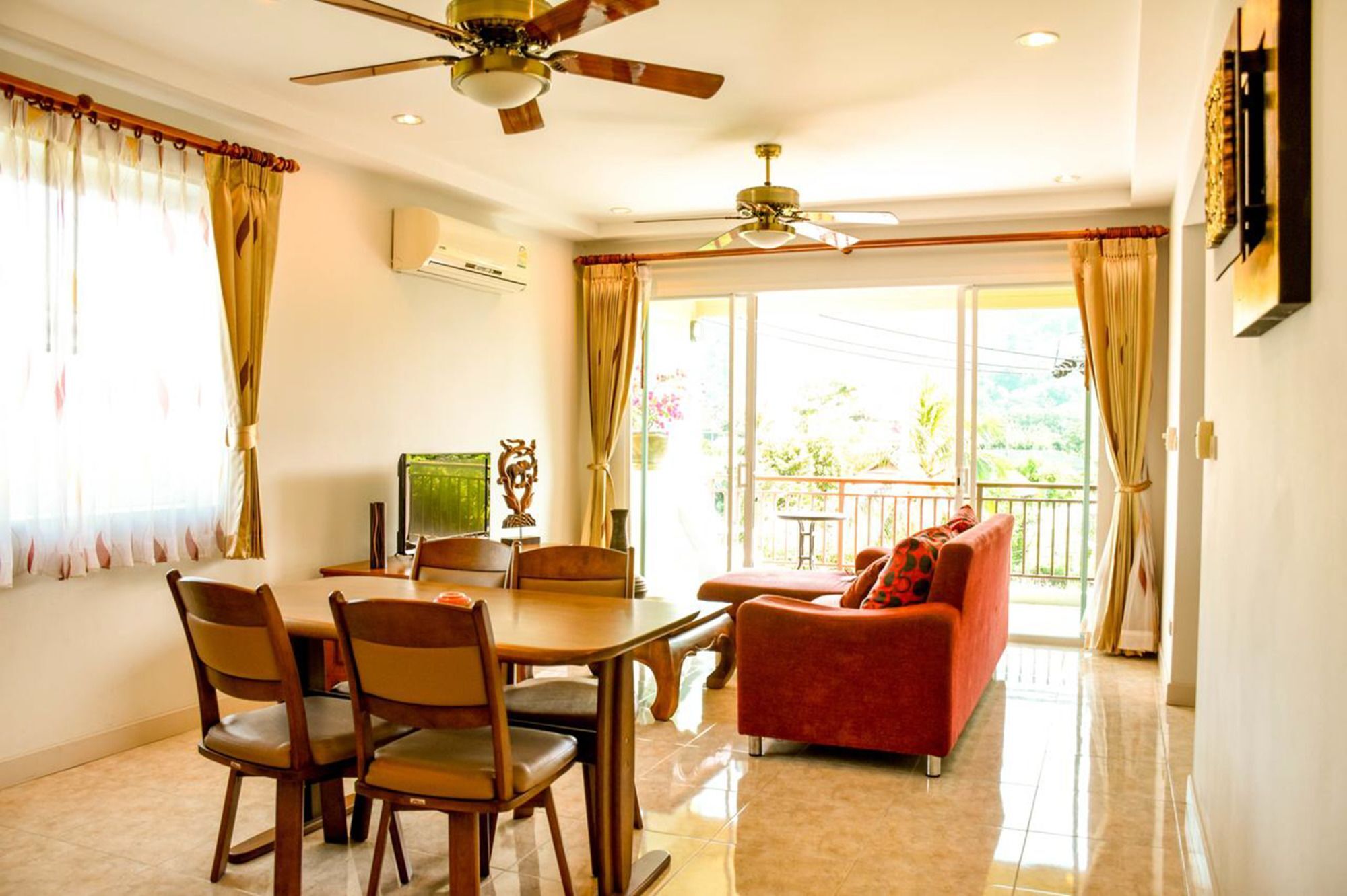 בנג טאו ביץ' Baan Rosa Bangtao Beach מראה חיצוני תמונה