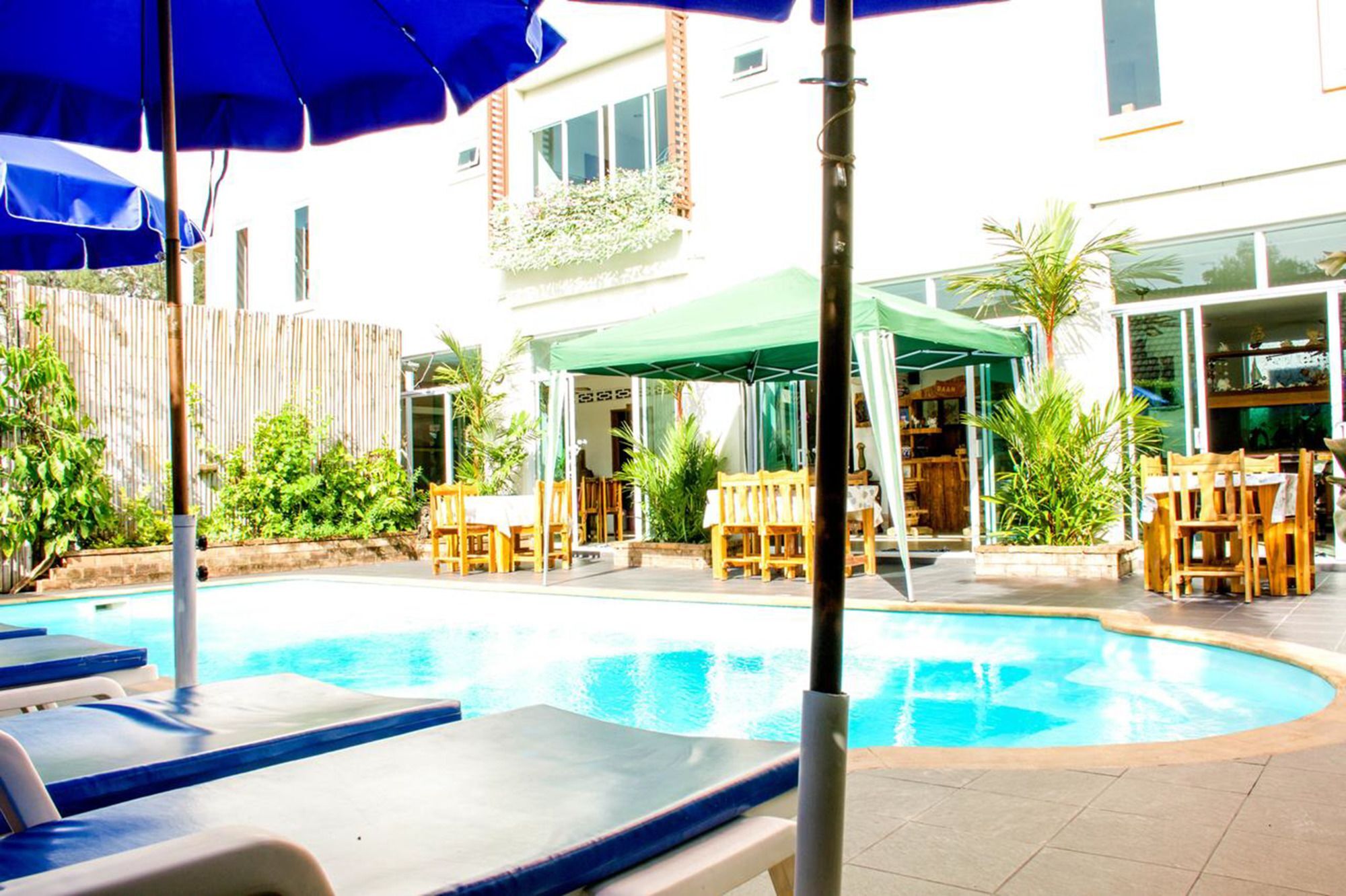 בנג טאו ביץ' Baan Rosa Bangtao Beach מראה חיצוני תמונה
